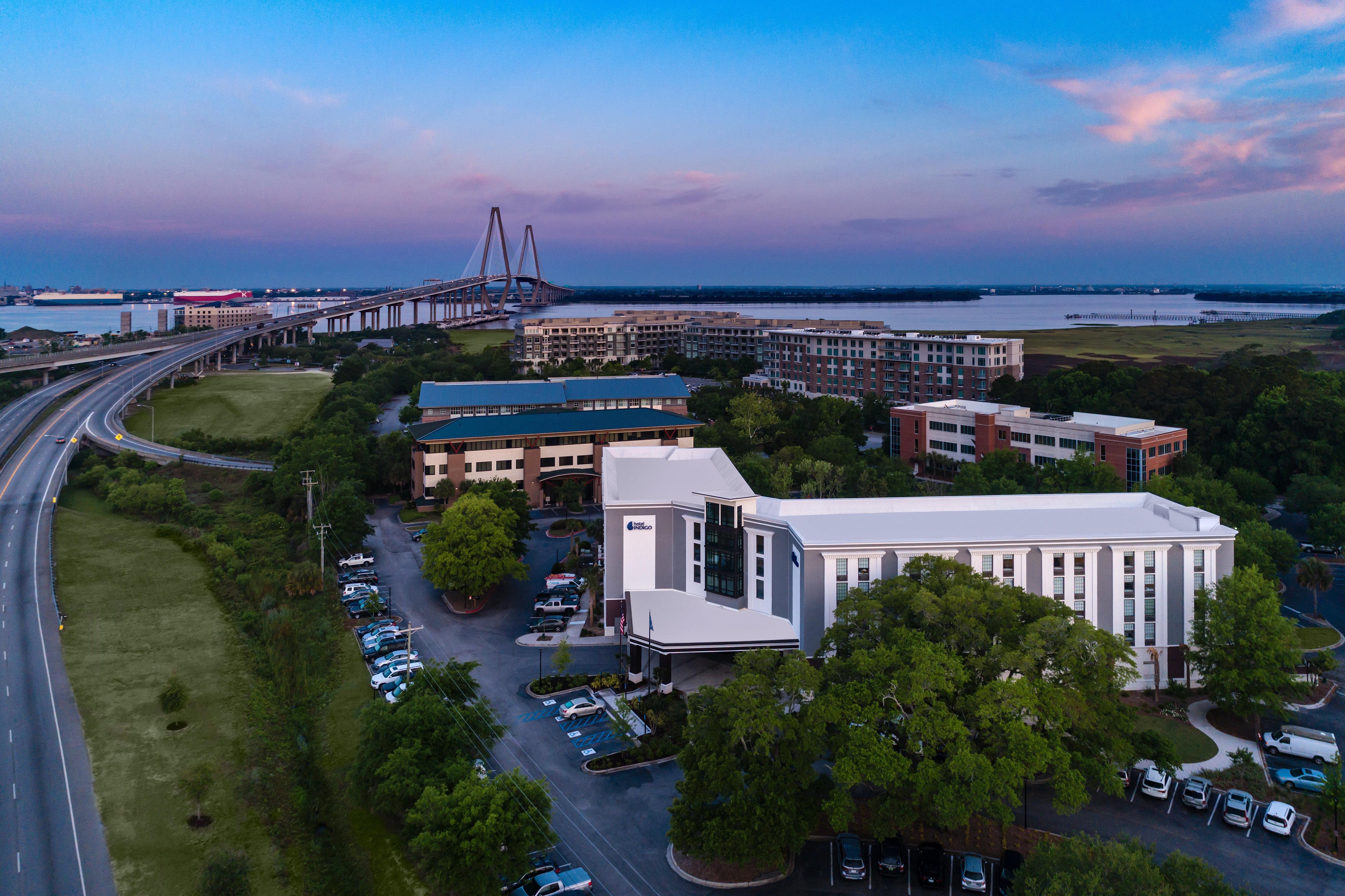 Hotel Indigo Charleston - Mount Pleasant, An Ihg Hotel Exterior photo